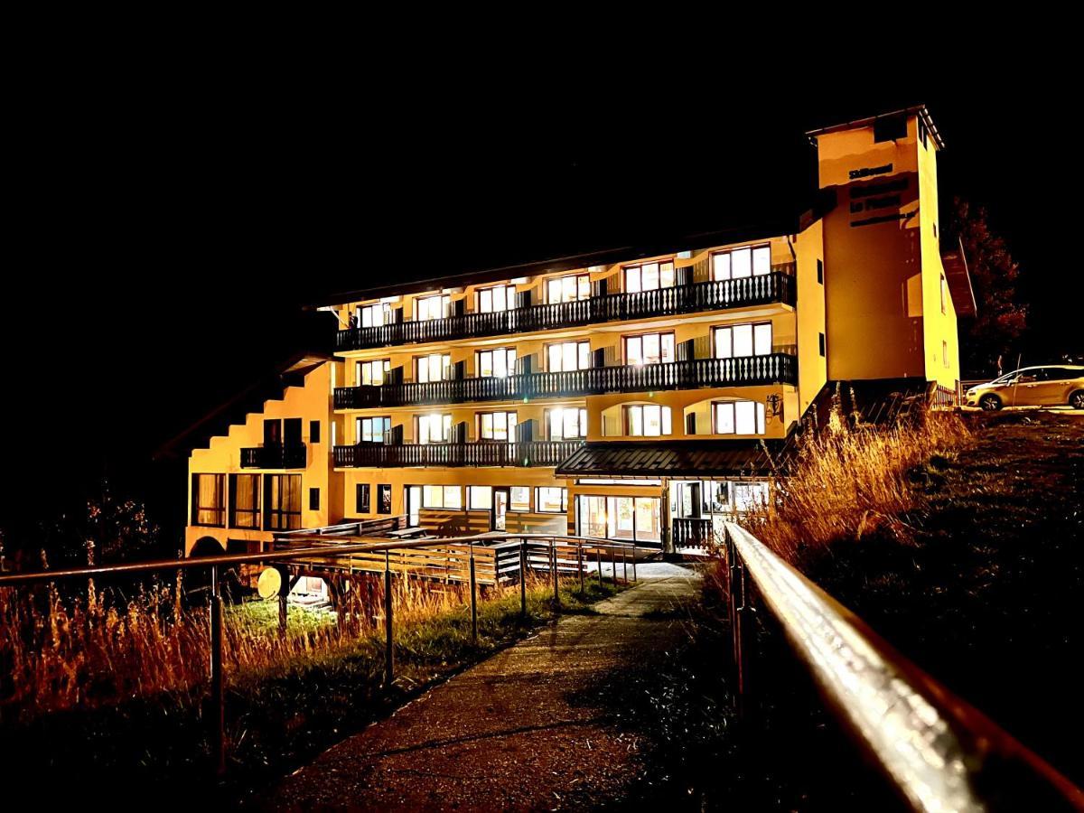 Hotel Le Piolet Saint-Martin-de-Belleville Eksteriør bilde